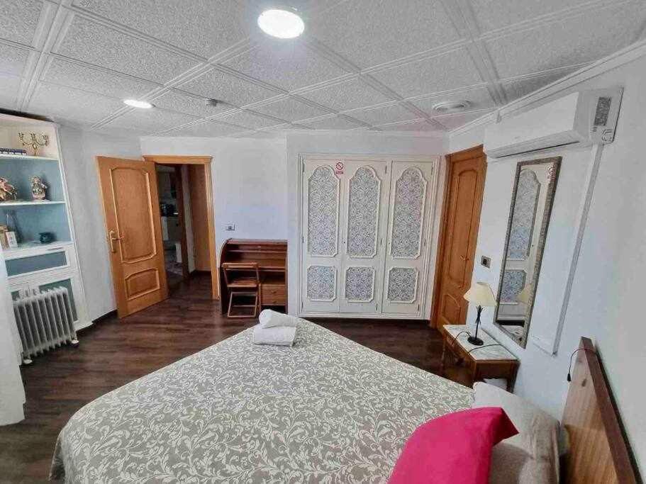 Apartamentos Centro Ciudad 2 Habitaciones Elda Dış mekan fotoğraf