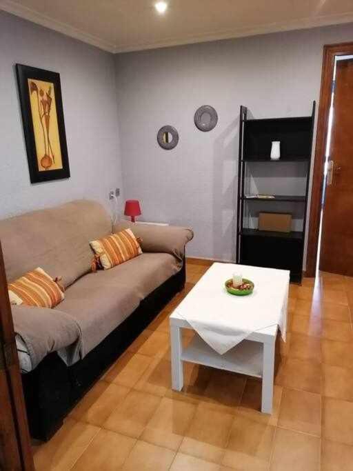 Apartamentos Centro Ciudad 2 Habitaciones Elda Dış mekan fotoğraf